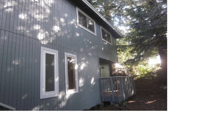 Building Photo - 2290 D St