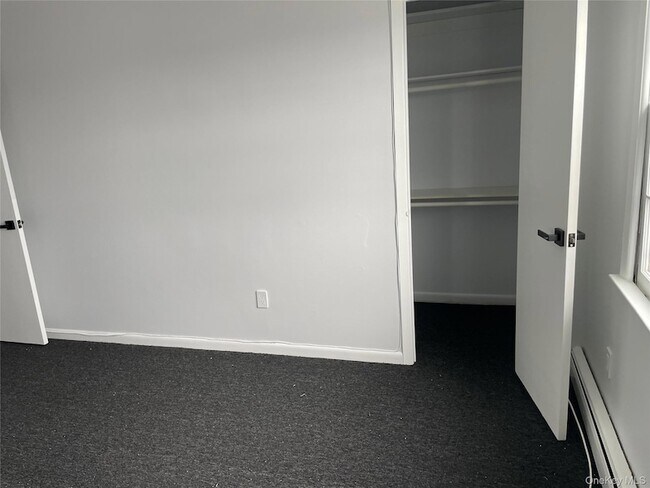 Building Photo - 287 Mary Lou Ave