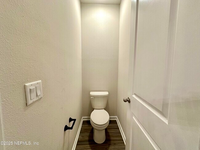 Building Photo - 75310 White Rabbit Ave