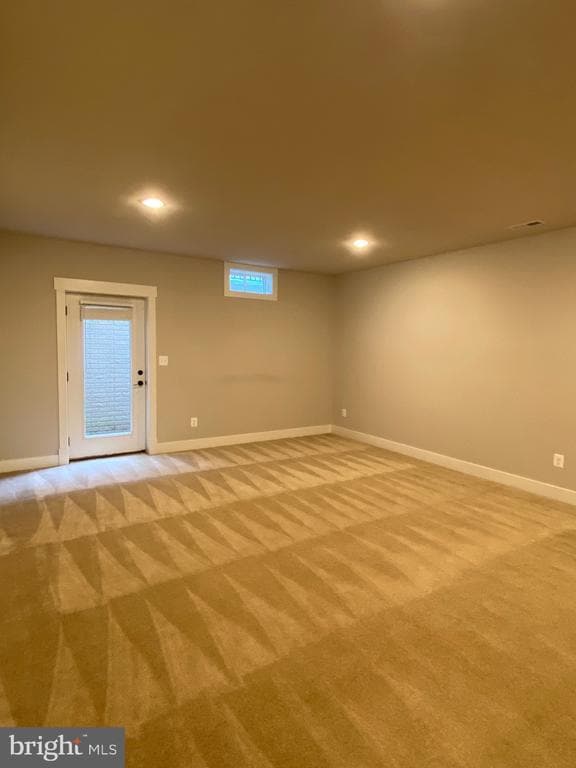 Building Photo - 2233 N Underwood St