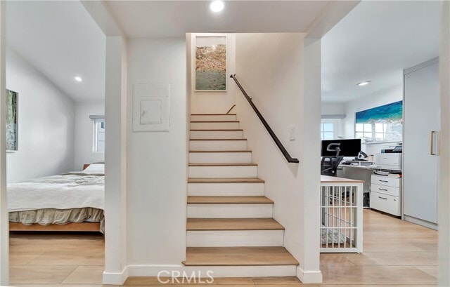 Building Photo - 14727 Magnolia Blvd