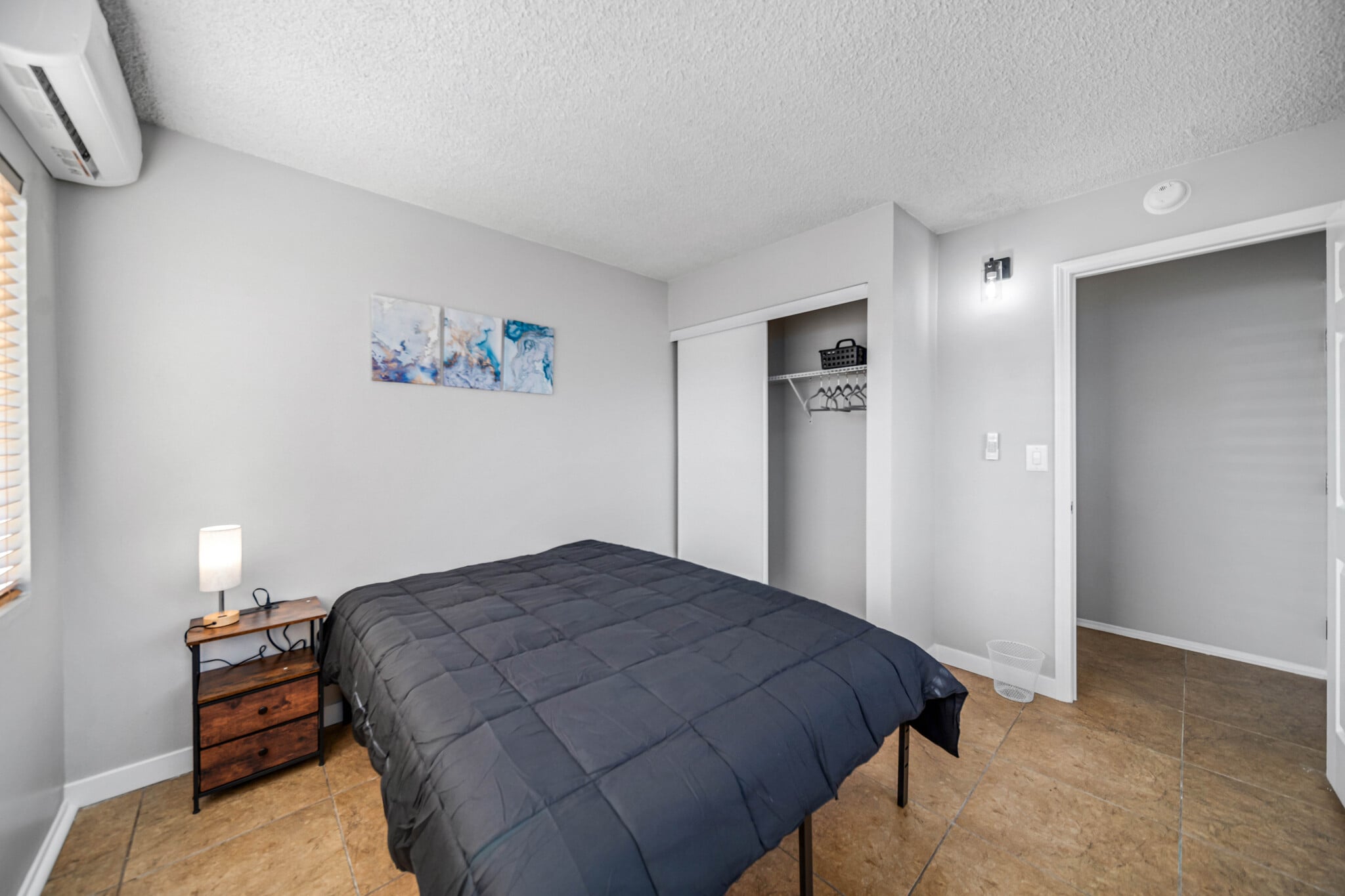 Building Photo - 45426 10th St W