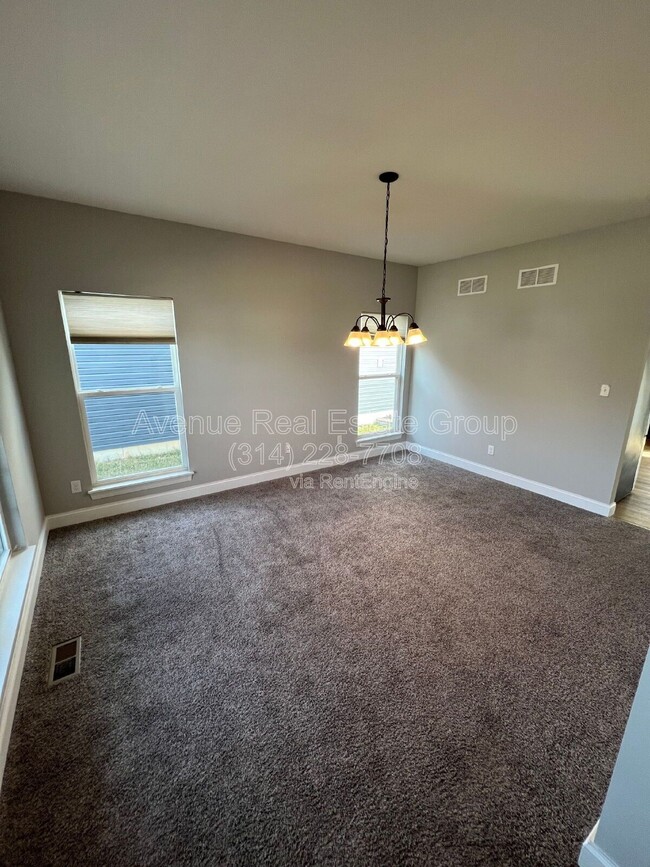 Building Photo - 486 Timber Valley Trail