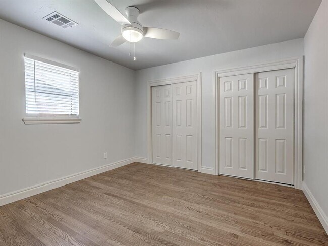 Building Photo - 1320 Avondale Dr