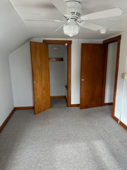 Building Photo - 745 Naylor Ave