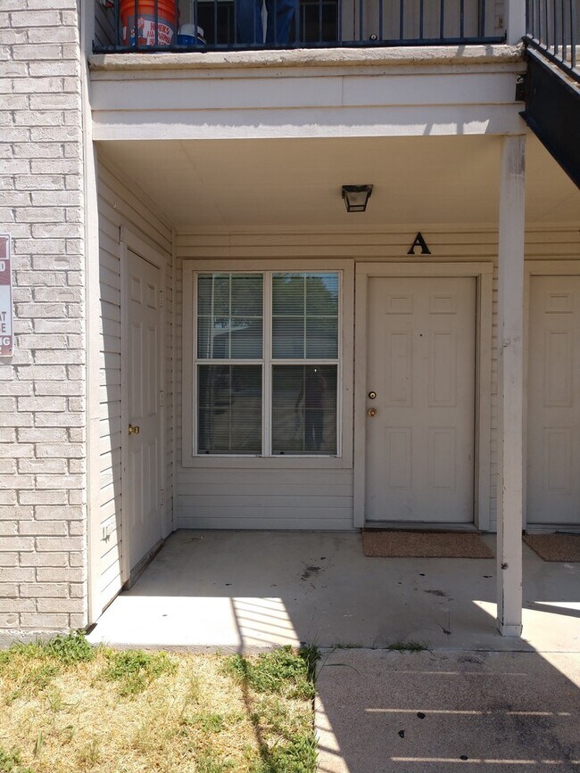 Building Photo - COMING SOON!