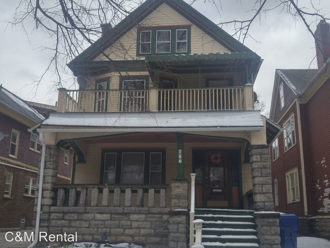Primary Photo - 577 Linwood Ave