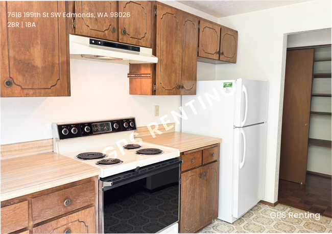 Building Photo - Spacious 2 bedroom with Garage Parking!