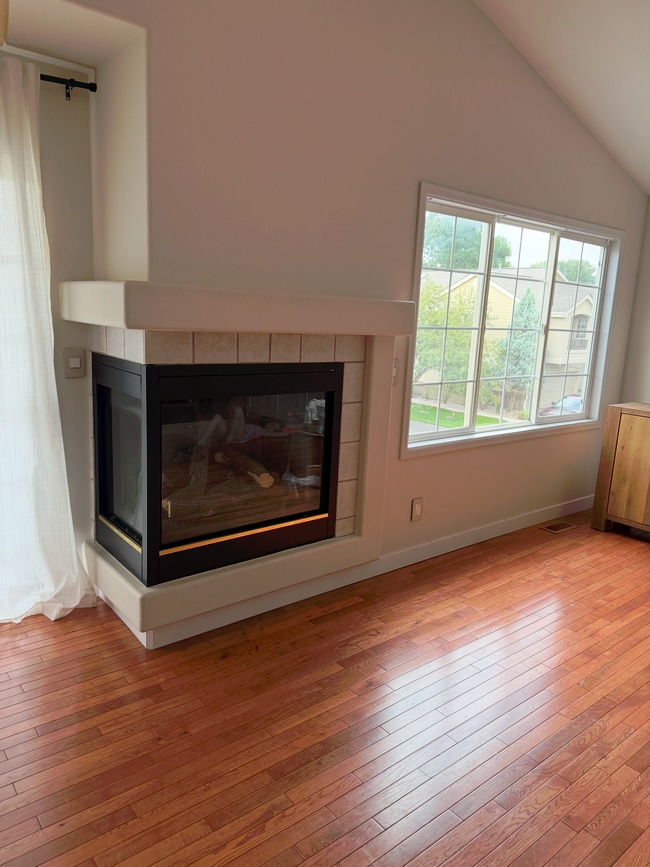 Building Photo - 5151 Boardwalk Dr