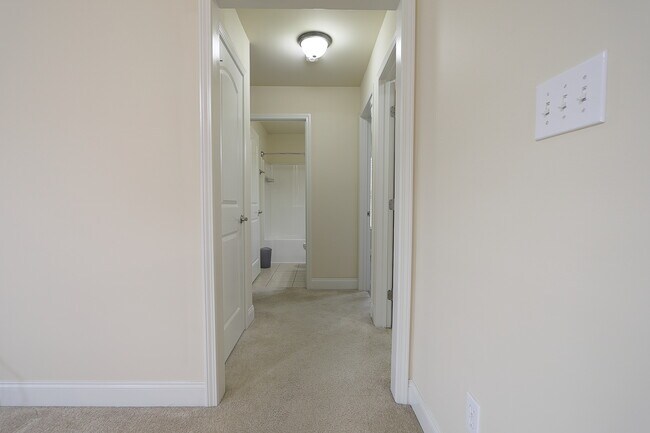 Building Photo - 349 Dovington Dr