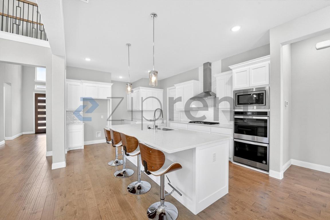 Building Photo - 7530 Sanctuary Dr