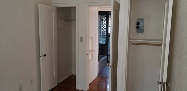 Building Photo - Cozy Casitas in Golden Hill - Close to All