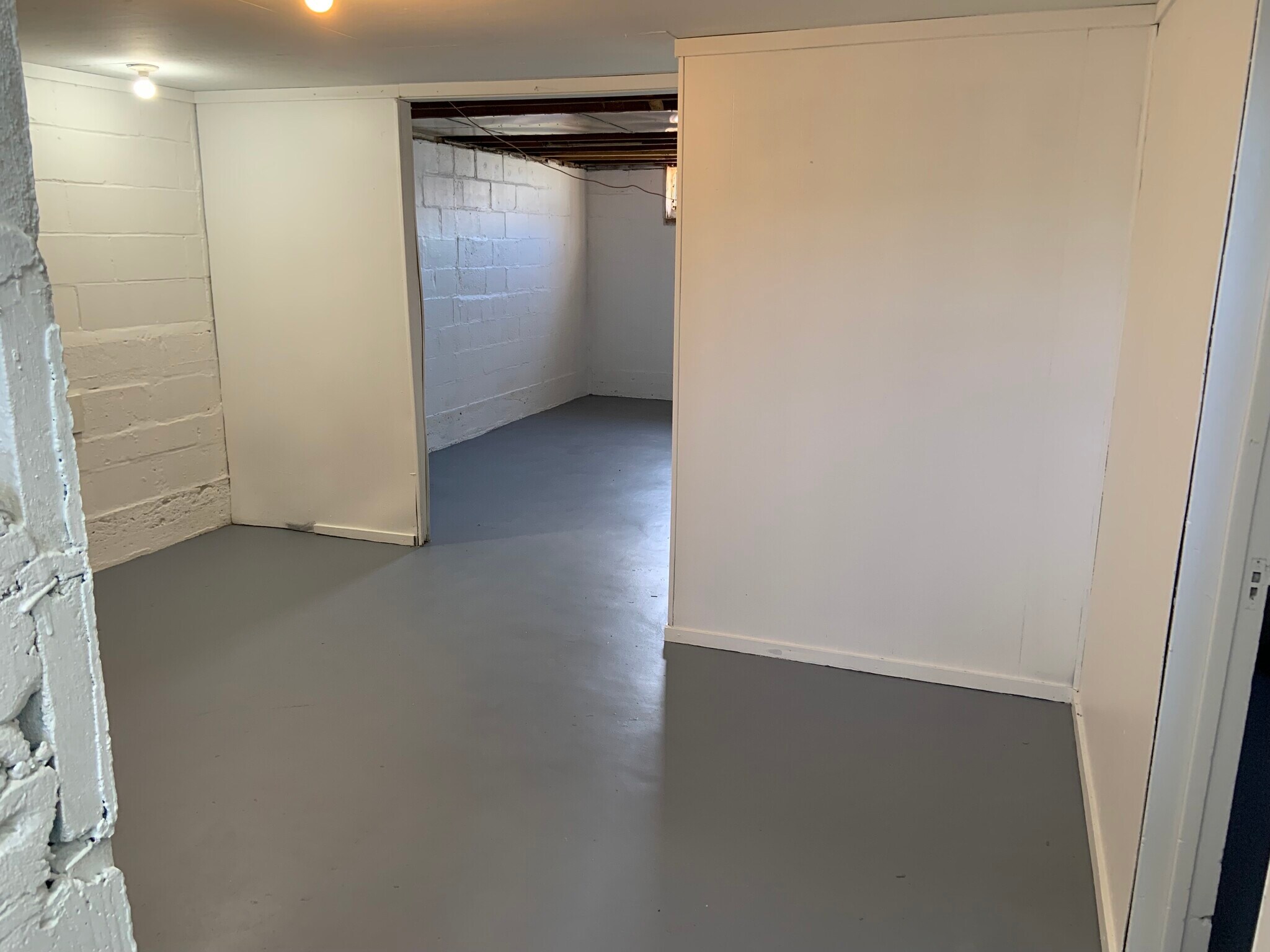 Building Photo - 343 E Lakewood Blvd