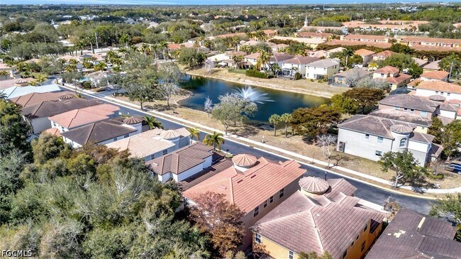 Building Photo - 10245 S Golden Elm Dr