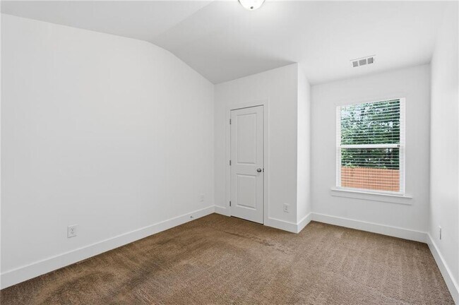 Building Photo - 5372 Brooklands Dr