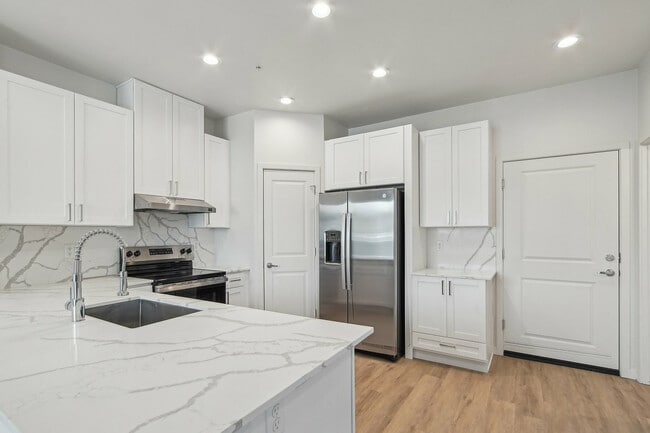 Building Photo - Ascension at Manistee Ranch