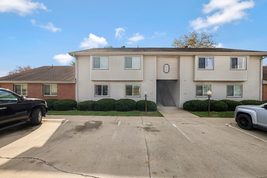 Building Photo - 1115 Laura Dr