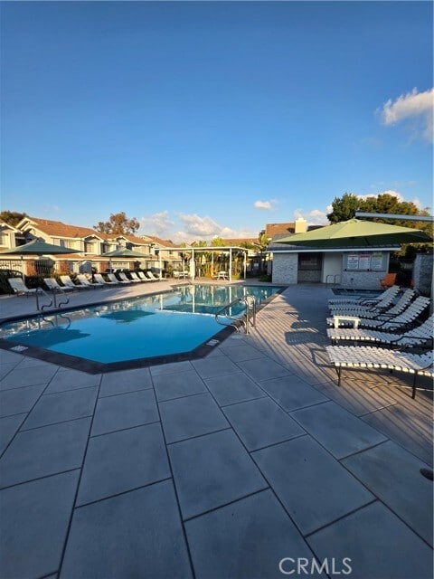 Building Photo - 2211 Carob Way