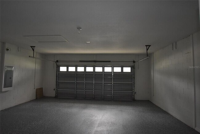 Building Photo - 527 Bristol Cir