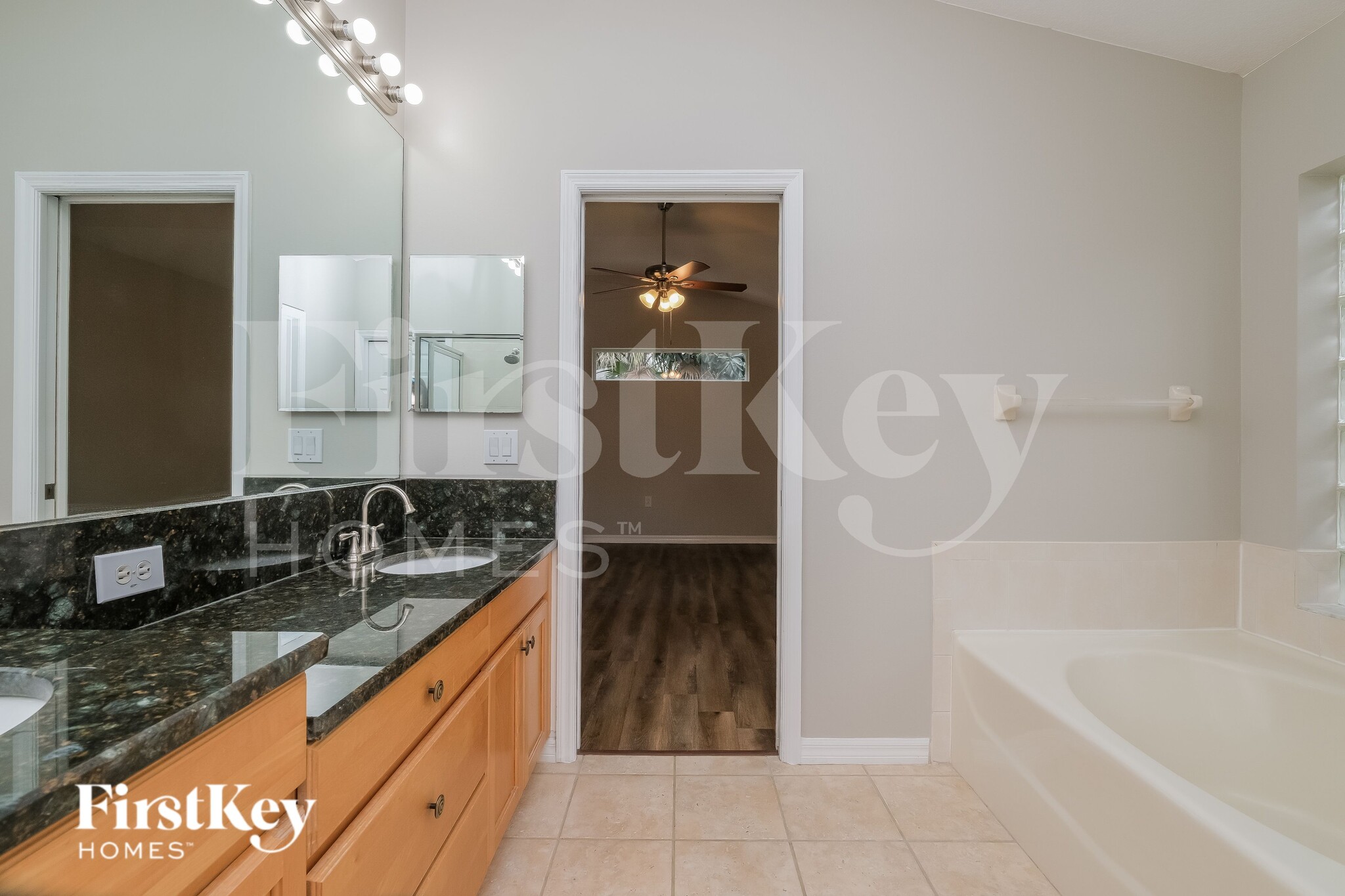 Building Photo - 10107 Arbor Run Dr