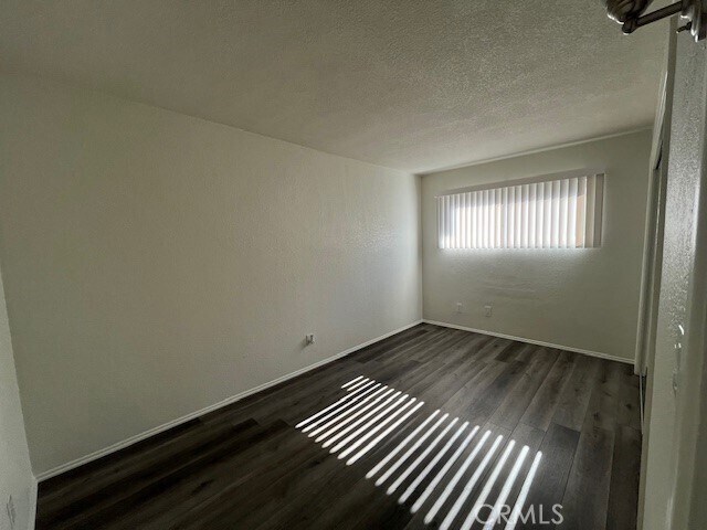 Building Photo - 45421 Sunset Ln
