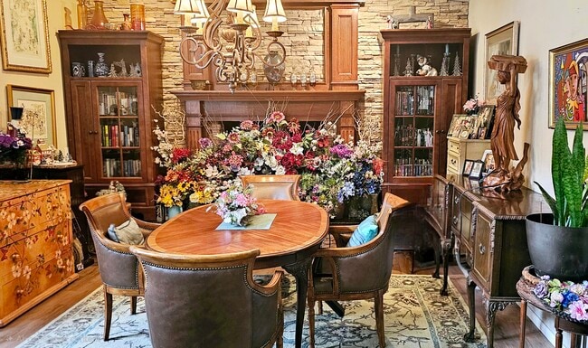 Building Photo - 14519 Rios Canyon Rd