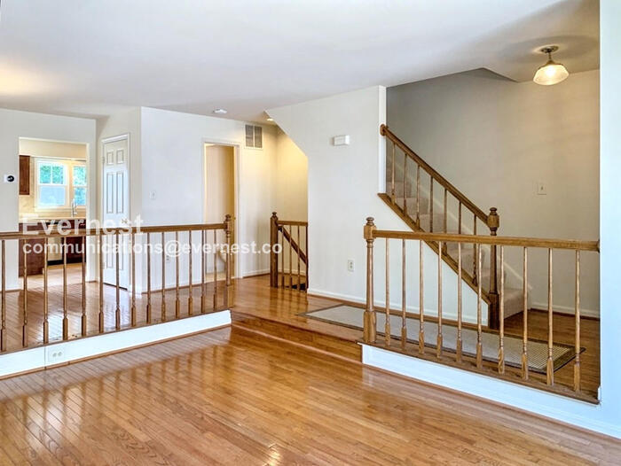 Building Photo - 7386 Hidden Knolls Ct