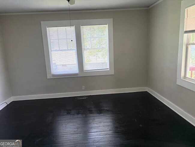 Building Photo - 14 Wingfoot Trail