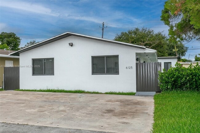Primary Photo - 6125 SW 40th Ct