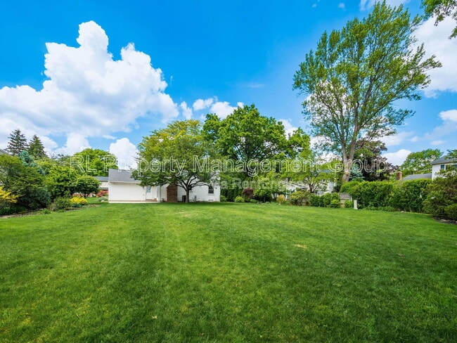 Building Photo - 1627 Keats Ct