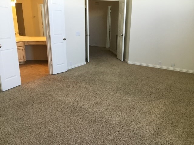 Building Photo - 1125 Highland Station Dr