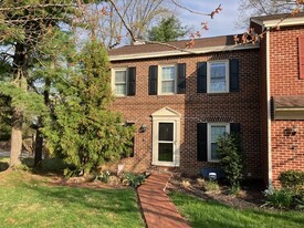 Building Photo - 205 Penns Ln