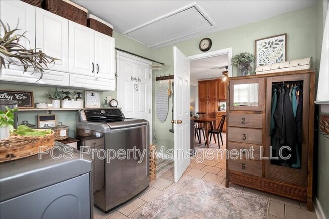 Building Photo - 16100 Gary Ave