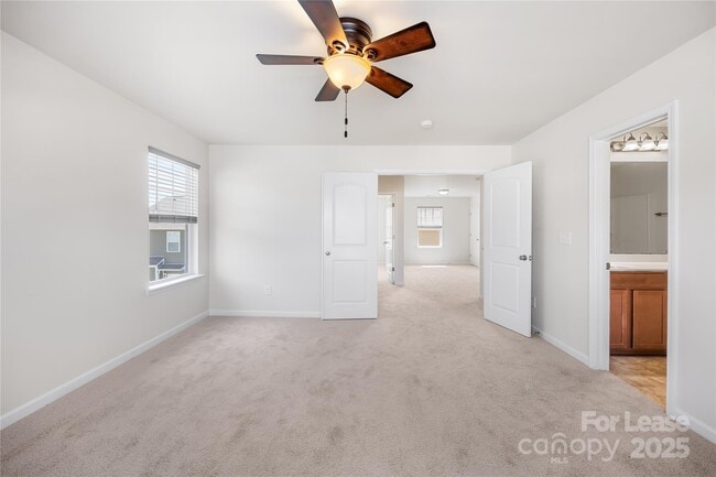 Building Photo - 15235 Wrights Crossing Dr