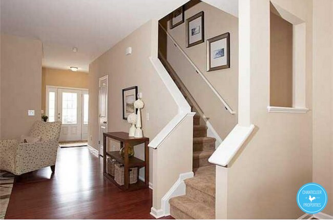 Building Photo - 2147 Sunny Cove Dr
