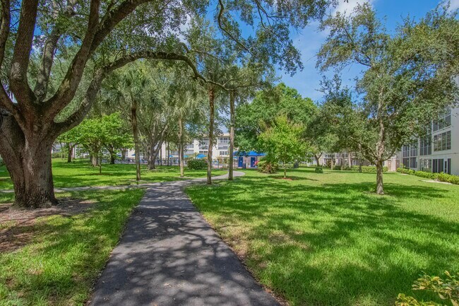 Building Photo - 2301 Lucaya Ln