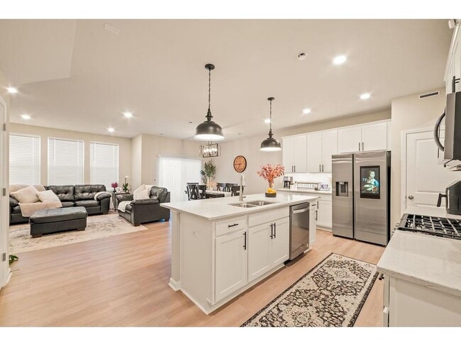 Building Photo - 5126 94th Ln N