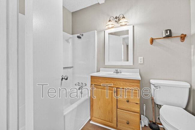 Building Photo - 329 Springdale Cir