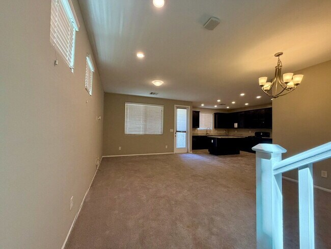 Building Photo - TWO STORY 3 BED 2.5 BATH HOME WITH SOLAR.