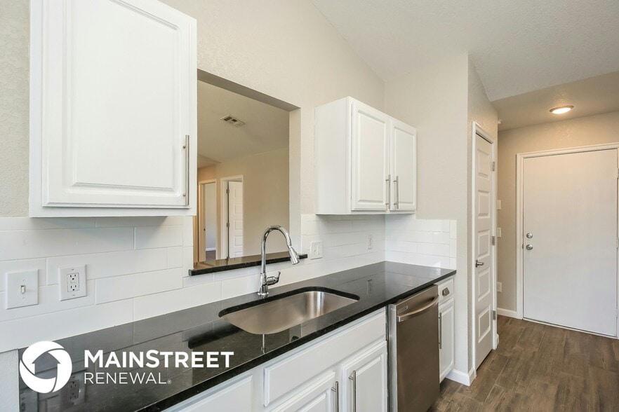 Building Photo - 4404 SE 86th St