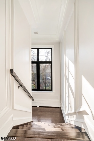 Building Photo - 6 Deer Trail Rd