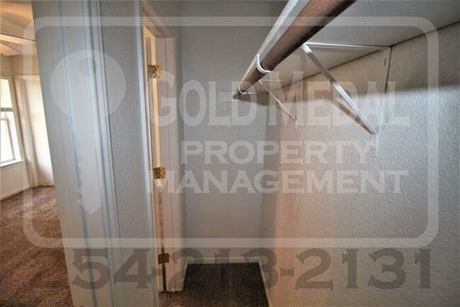 Building Photo - 1710 Aztec Trce