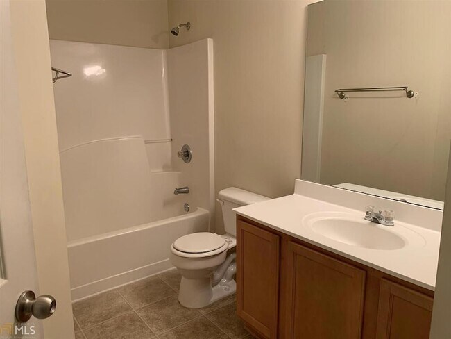 Building Photo - 79 Covington Terrace