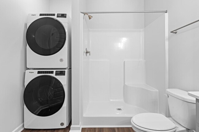 Building Photo - Move-In Special: Save $500 on Your First M...