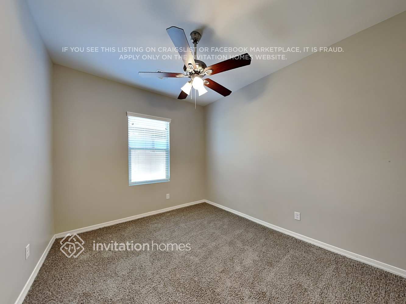 Building Photo - 395 W White Sands Dr