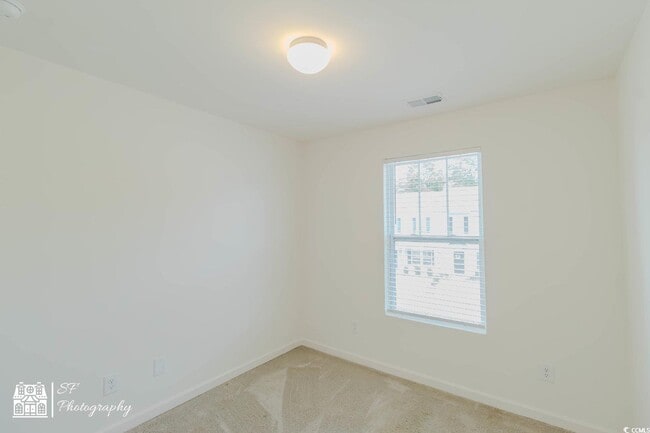 Building Photo - 206 Banbury Ln