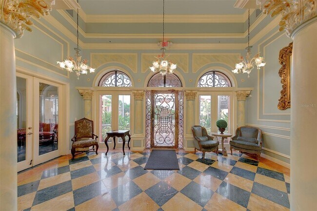 Building Photo - 2705 Via Murano