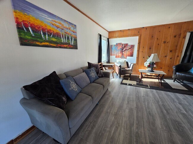 Building Photo - Spacious Farmhouse Living with Open-Concep...