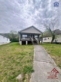 Building Photo - 2404 Dodds Ave