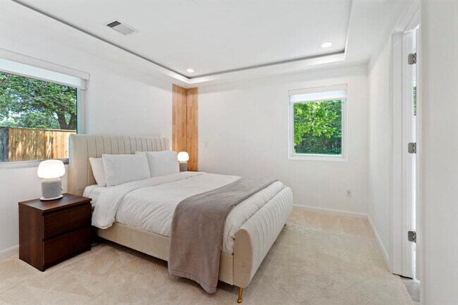 Building Photo - 6306 Pineshade Ln